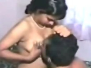 Indian Desi South Indian Couple Fucking Very Hard In Bedroom